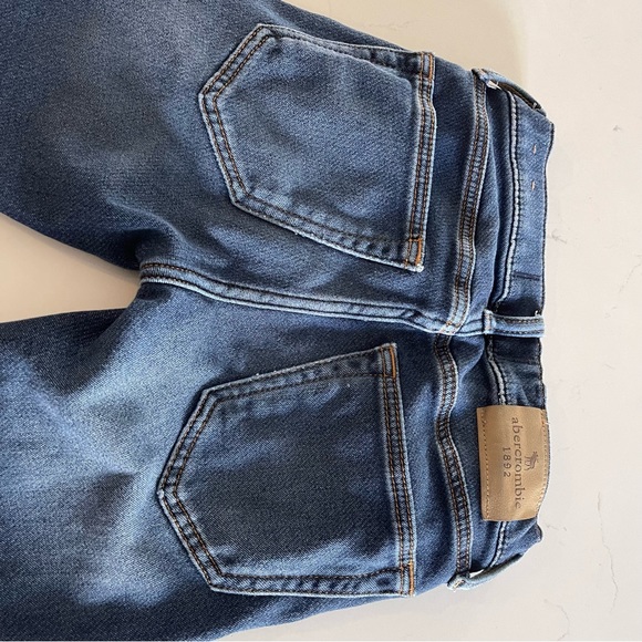 Abercrombie Kids Super Skinny Jeans Size 9/10 - Picture 5 of 8